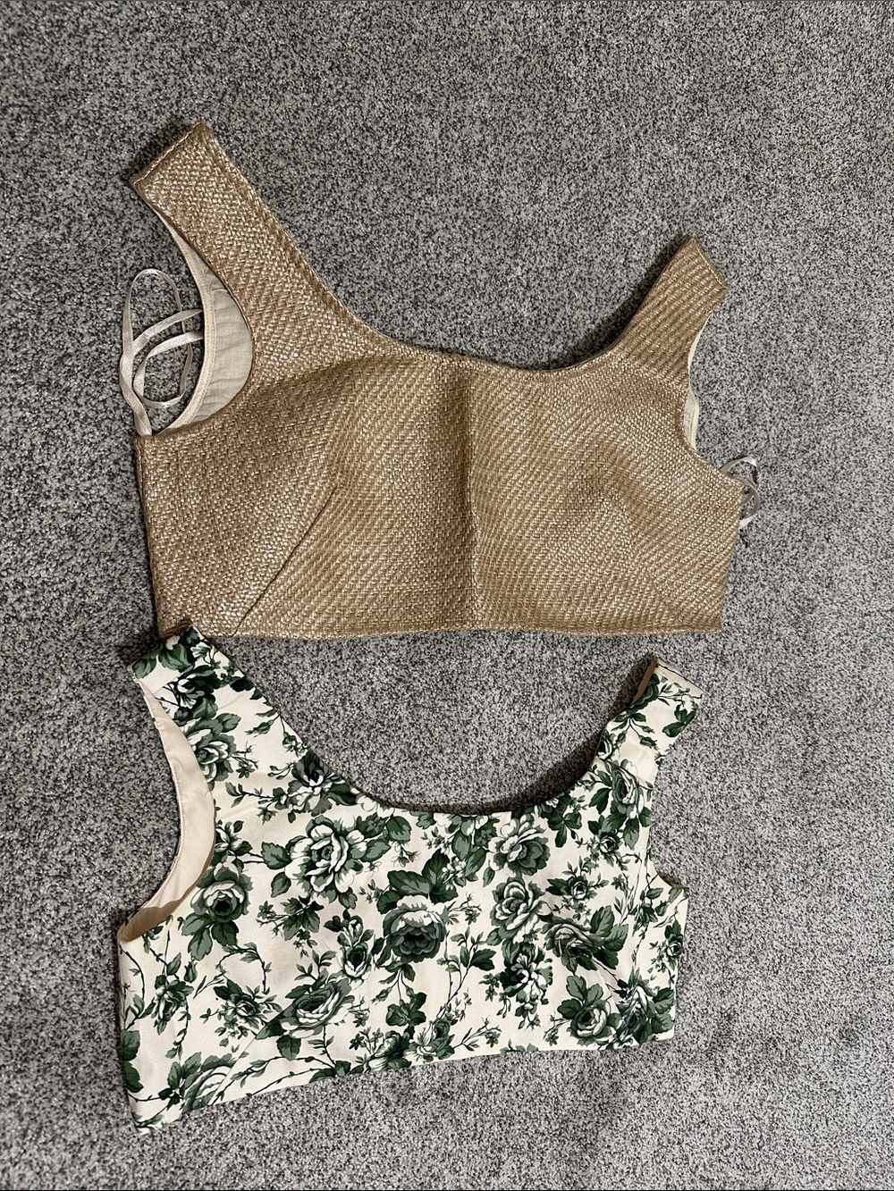 ANTONIO MELANI Gold Textured Crop Tank & Green Floral Top